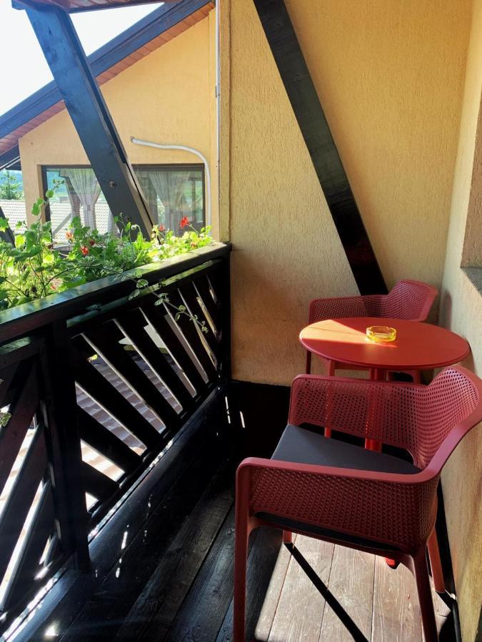 Pensiunea La Bella Vista Poiana Negrii Luaran gambar