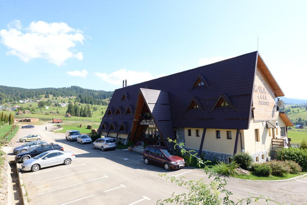 Pensiunea La Bella Vista Poiana Negrii Luaran gambar